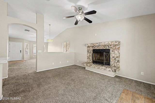 9825 N Camino Vado, Tucson, AZ 85742