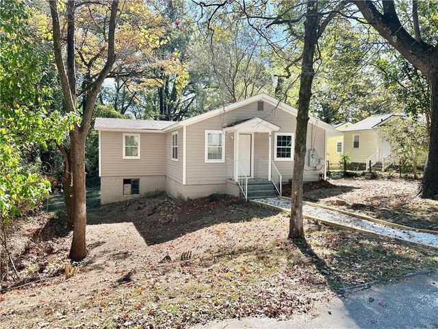 55 Bay NE Street, Fairburn, GA 30213