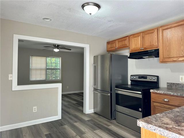 55 Bay NE Street, Fairburn, GA 30213