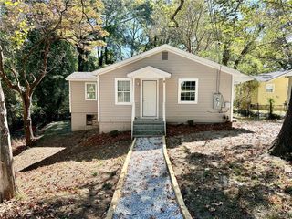 55 Bay NE Street, Fairburn, GA 30213