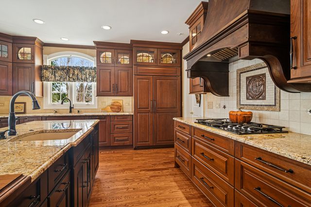 1520 Macalpin Circle, Inverness, IL 60010