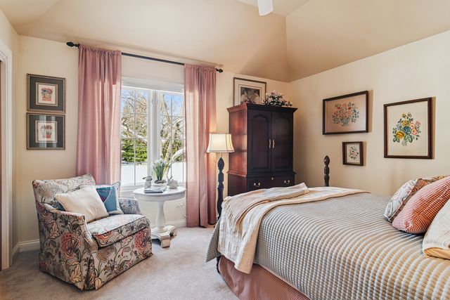 1520 Macalpin Circle, Inverness, IL 60010