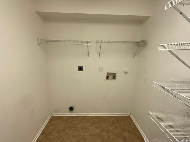 1327 Diamond, San Antonio, TX 78251