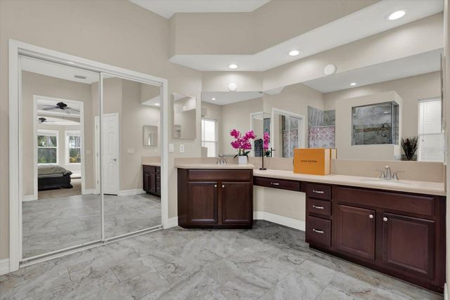 9137 CREEDMOOR LANE, New Port Richey, FL 34654