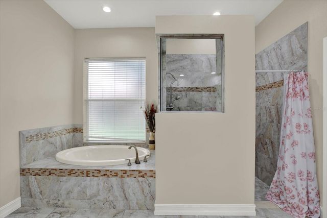 9137 CREEDMOOR LANE, New Port Richey, FL 34654