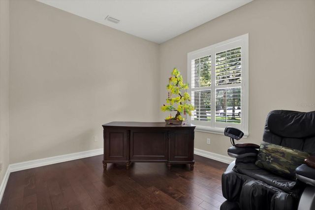 9137 CREEDMOOR LANE, New Port Richey, FL 34654