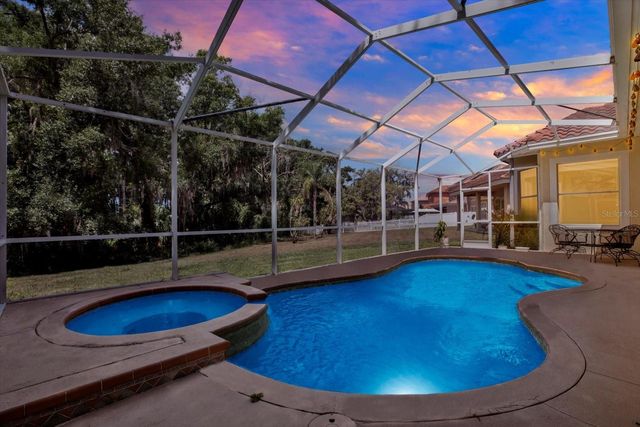 9137 CREEDMOOR LANE, New Port Richey, FL 34654