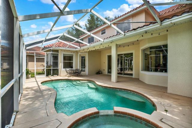 9137 CREEDMOOR LANE, New Port Richey, FL 34654