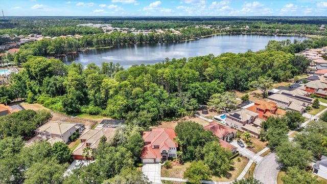 9137 CREEDMOOR LANE, New Port Richey, FL 34654
