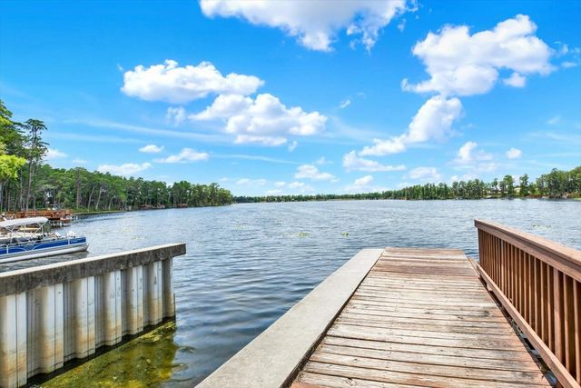 9137 CREEDMOOR LANE, New Port Richey, FL 34654