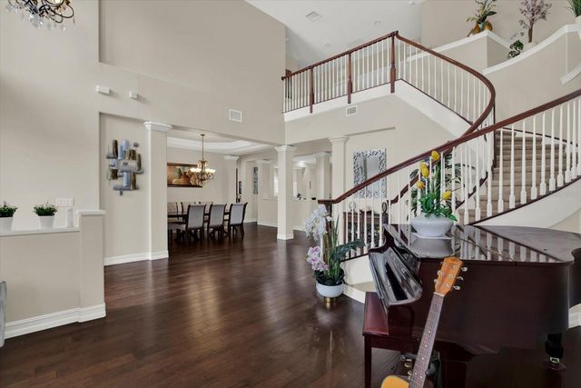 9137 CREEDMOOR LANE, New Port Richey, FL 34654