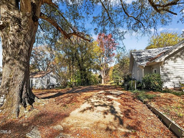 2711 Ashe Street, Durham, NC 27703