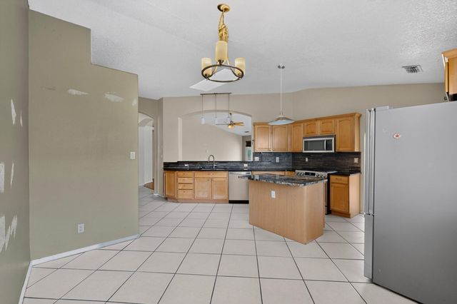 2417 Manzano Loop NE, Rio Rancho, NM 87144