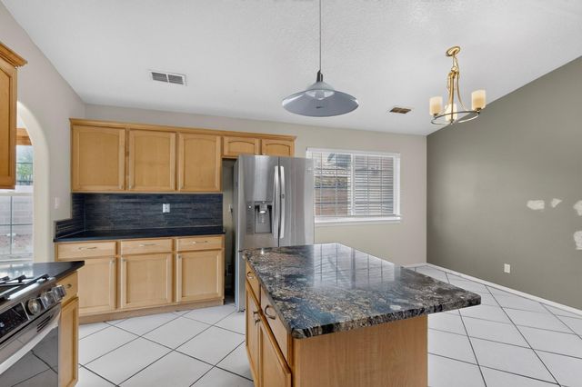 2417 Manzano Loop NE, Rio Rancho, NM 87144