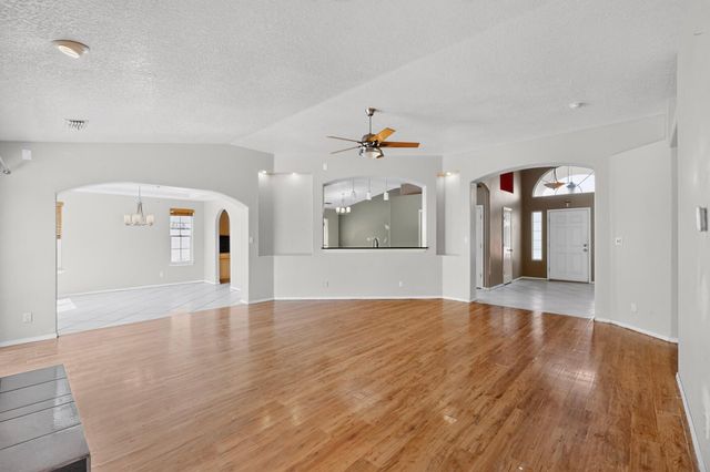 2417 Manzano Loop NE, Rio Rancho, NM 87144