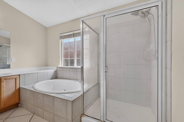 2417 Manzano Loop NE, Rio Rancho, NM 87144