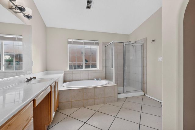 2417 Manzano Loop NE, Rio Rancho, NM 87144