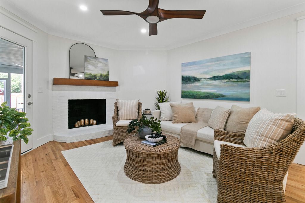 Image 19 of property listing at 1830 Kempton Avenue, Charleston, SC 29412