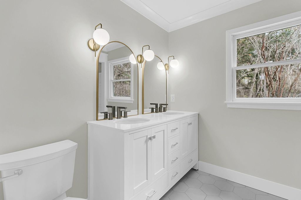 Image 30 of property listing at 1830 Kempton Avenue, Charleston, SC 29412