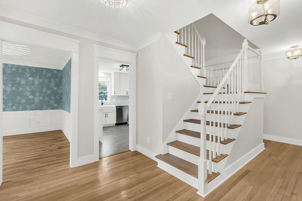 Image 8 of property listing at 1830 Kempton Avenue, Charleston, SC 29412