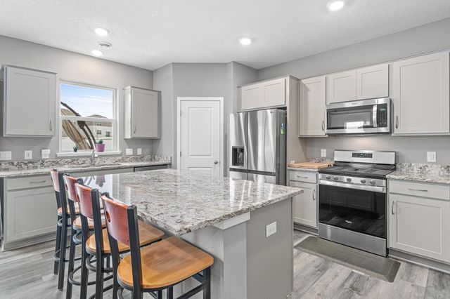 1714 Athens Terrace, Shakopee, MN 55379