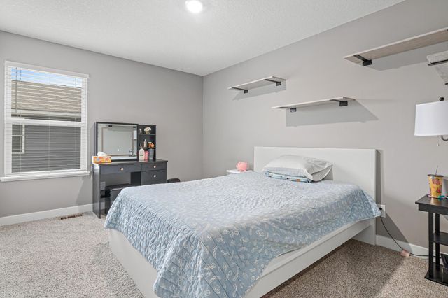 1714 Athens Terrace, Shakopee, MN 55379