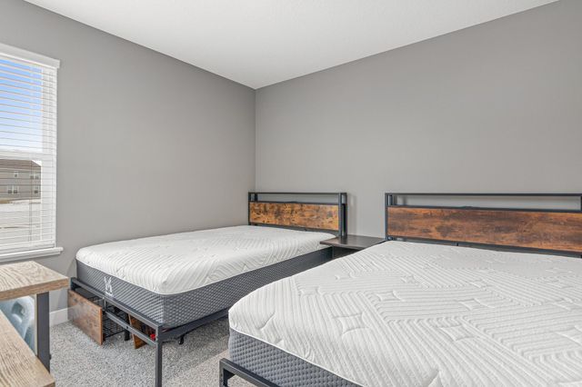 1714 Athens Terrace, Shakopee, MN 55379