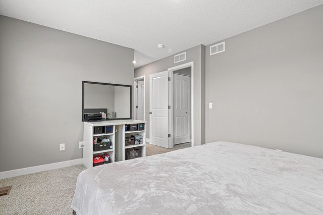 1714 Athens Terrace, Shakopee, MN 55379