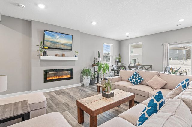 1714 Athens Terrace, Shakopee, MN 55379