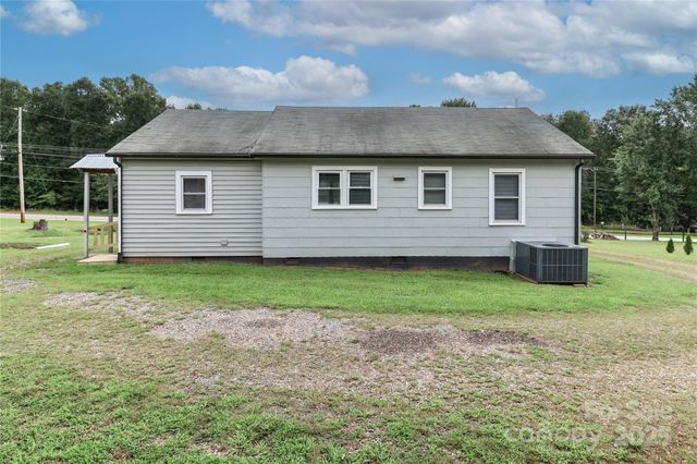 3359 Wilkesboro Highway, Statesville, NC 28625