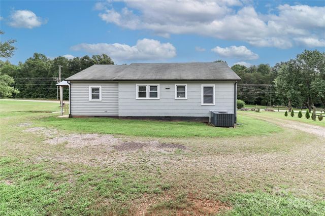 3359 Wilkesboro Highway, Statesville, NC 28625