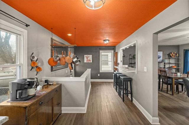 12502 E 33rd Street S, Independence, MO 64055