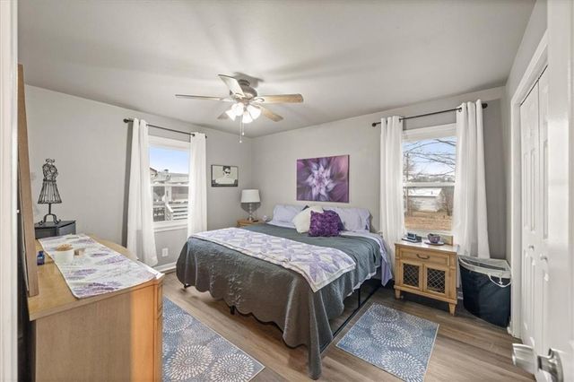 12502 E 33rd Street S, Independence, MO 64055