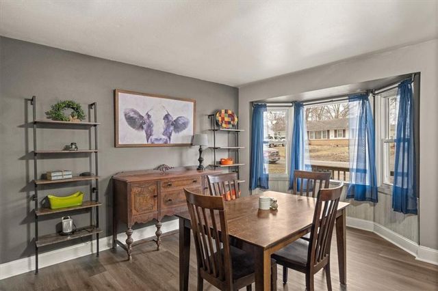 12502 E 33rd Street S, Independence, MO 64055