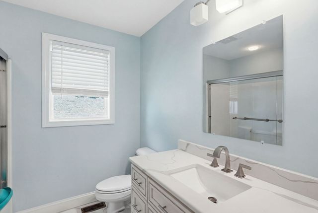 67 Hidden, Dracut, MA 01826