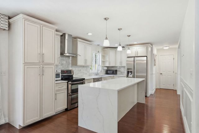 67 Hidden, Dracut, MA 01826