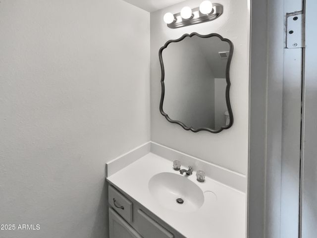 5315 N 18TH Street 3, Phoenix, AZ 85016