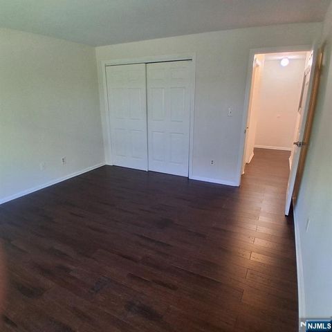 2014 Hawthorne Lane, Mahwah, NJ 07430