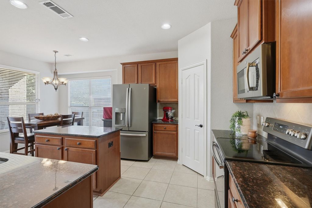 305 Mossy Oak Trail, Fort Worth, TX 76131 — photo 4