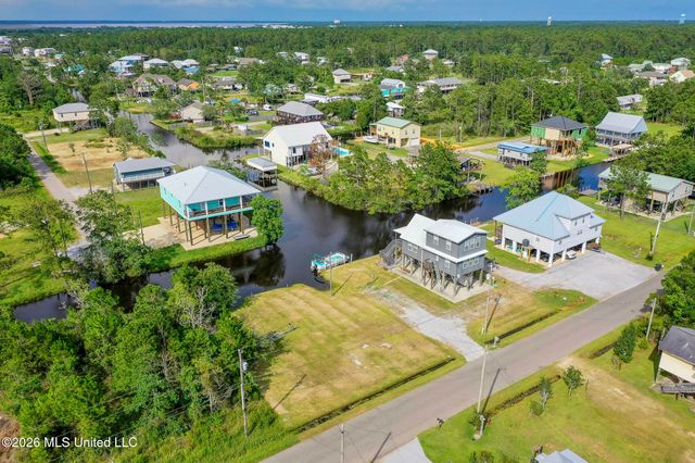 4180 1st Avenue, Bay Saint Louis, MS 39520