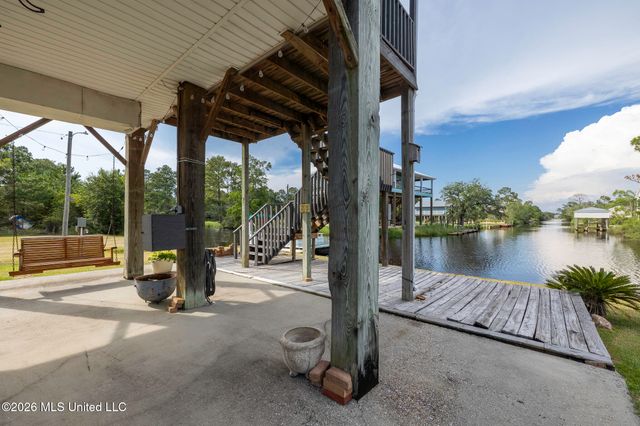 4180 1st Avenue, Bay Saint Louis, MS 39520