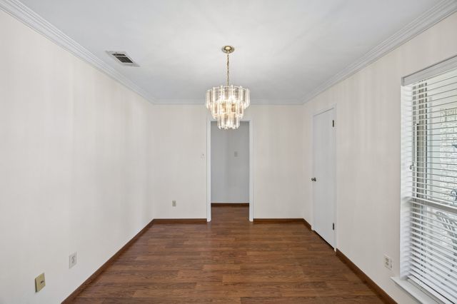 1043 Cherrywood Lane, Carrollton, TX 75006