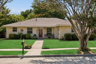 1043 Cherrywood Lane, Carrollton, TX 75006