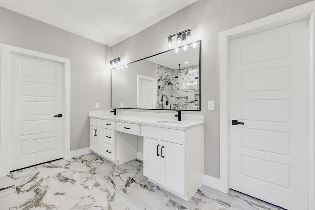 13919 Fountainview Drive, Montgomery, TX 77356