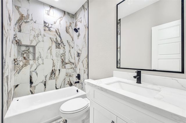 13919 Fountainview Drive, Montgomery, TX 77356