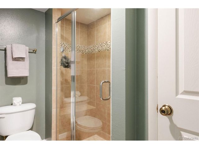 7250 Eastmoor Dr 114, Denver, CO 80237