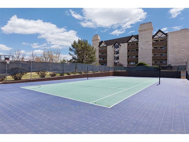 7250 Eastmoor Dr 114, Denver, CO 80237