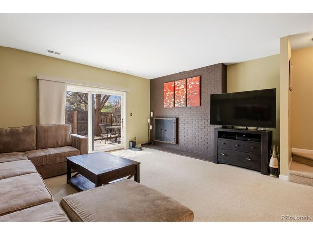 7250 Eastmoor Dr 114, Denver, CO 80237