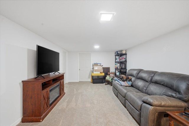 104 Corliss Avenue, Elk Run Heights, IA 50707