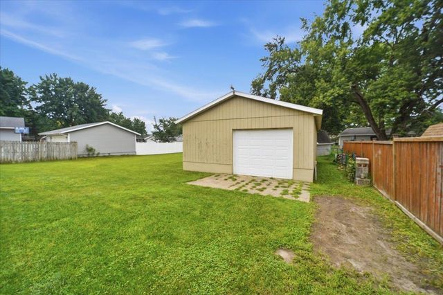 104 Corliss Avenue, Elk Run Heights, IA 50707